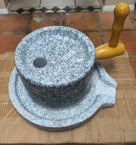 Macina manuale pietra