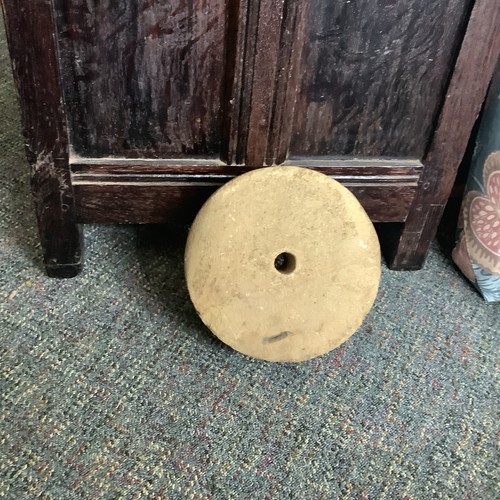 Antica mola per macina